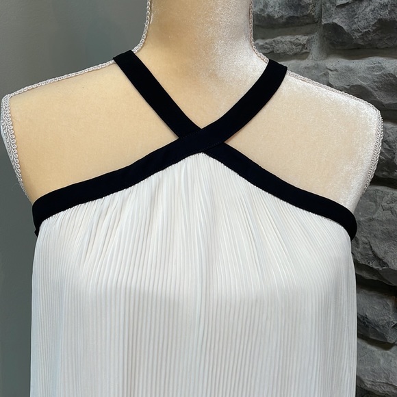 Dora Landa halter blouse, cream/black, size S, NWT - Picture 2 of 9